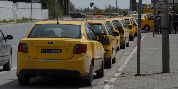 » أويل ليبيا « تدعم البرامج الإجتماعية و التأمين الصّحي التّكميلي لسائقي سيارات الأجرة و التّاكسي
